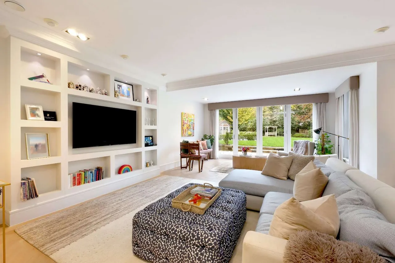 Bagshot Road, Ascot, Berkshire, SL5 9JP, photo 8