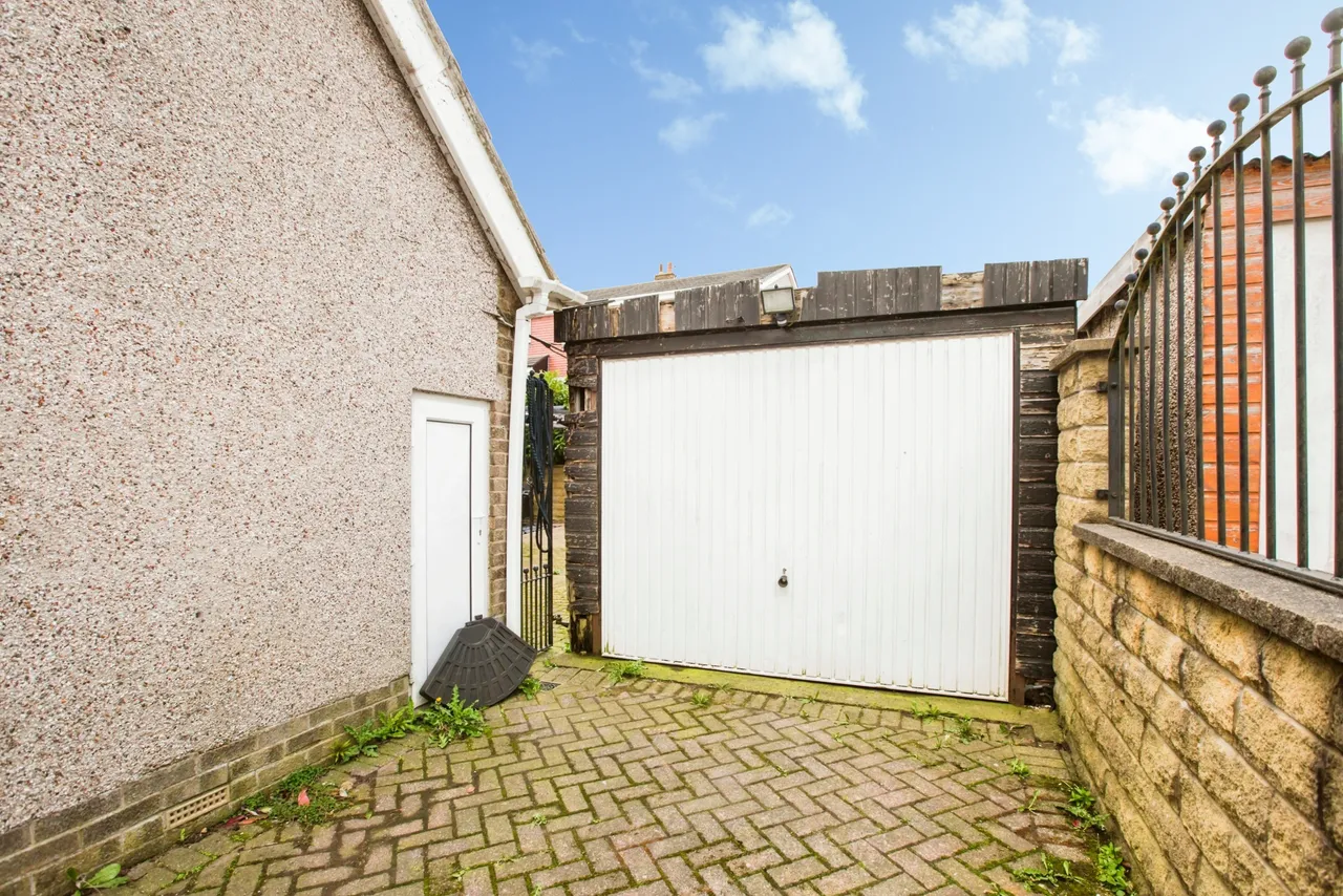 Illingworth Avenue, Halifax, HX2, photo 13