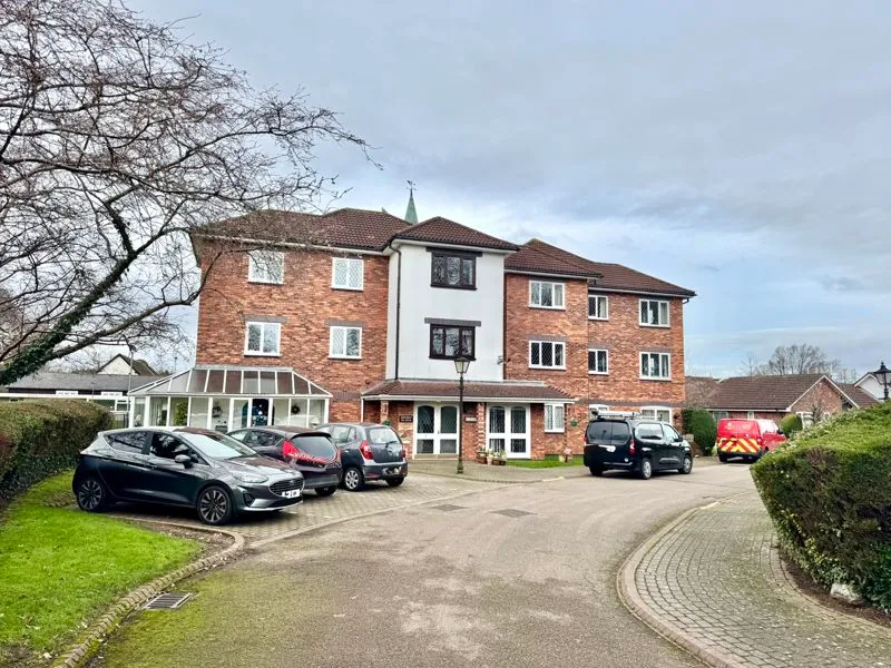 2 bed flat for sale, Checkley Court, Sutton Coldfield, B76