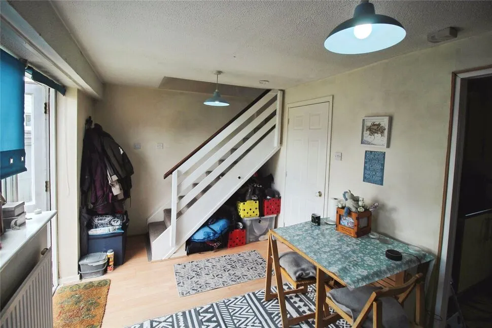 Pilgrims Way, Andover, Hampshire, SP10, photo 6