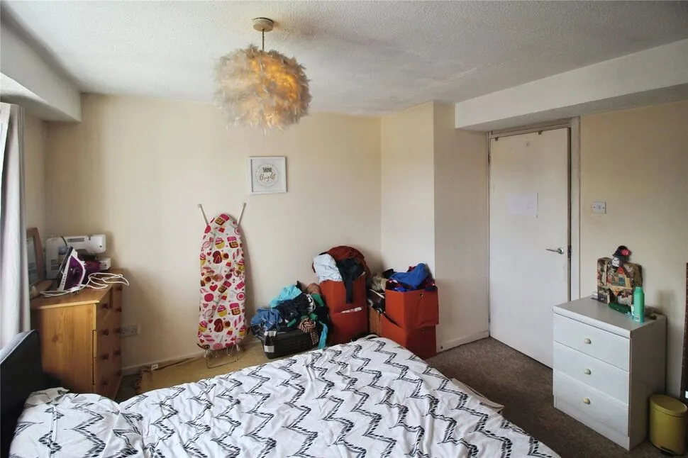 Pilgrims Way, Andover, Hampshire, SP10, photo 7