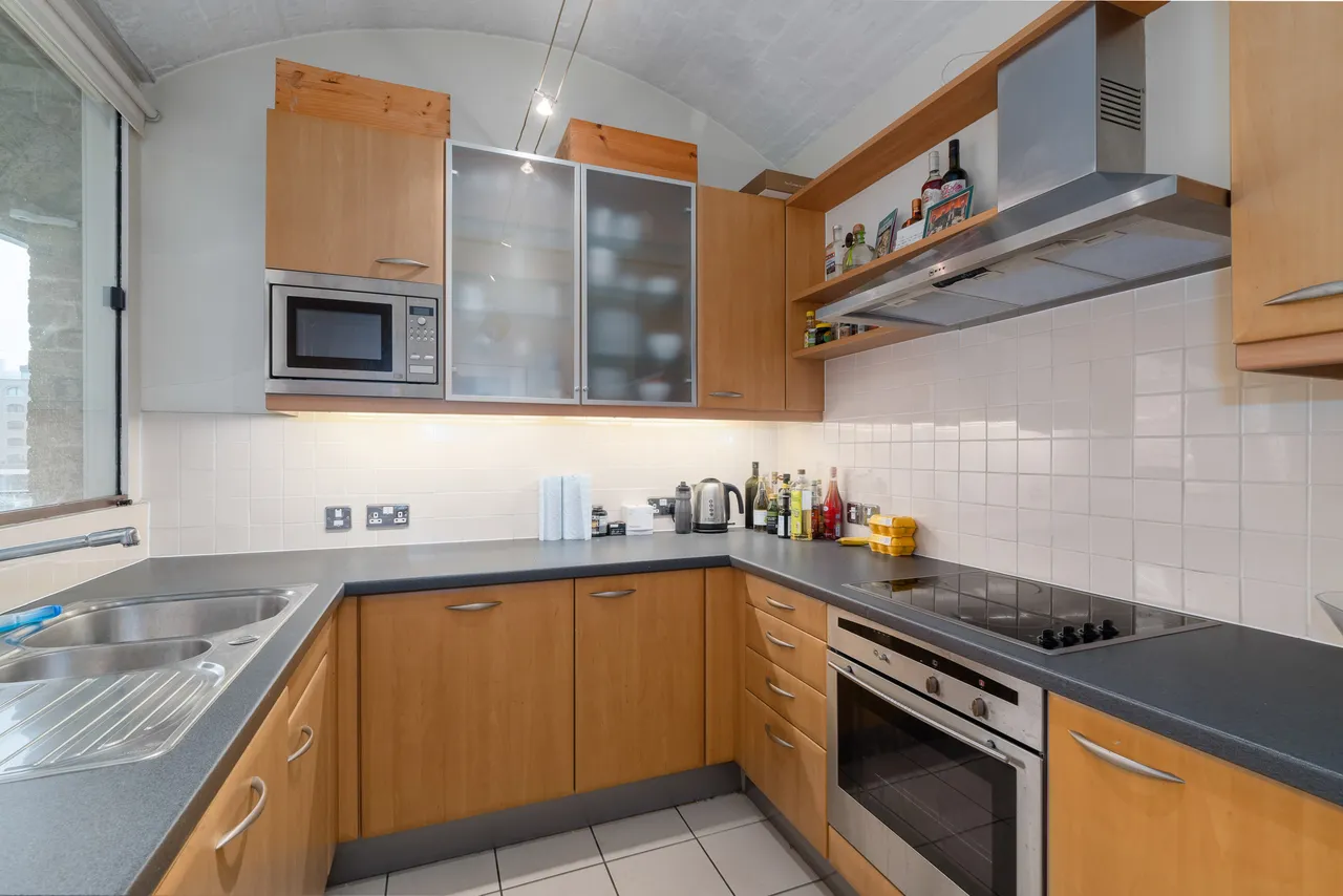 East Smithfield, London, E1W, photo 11