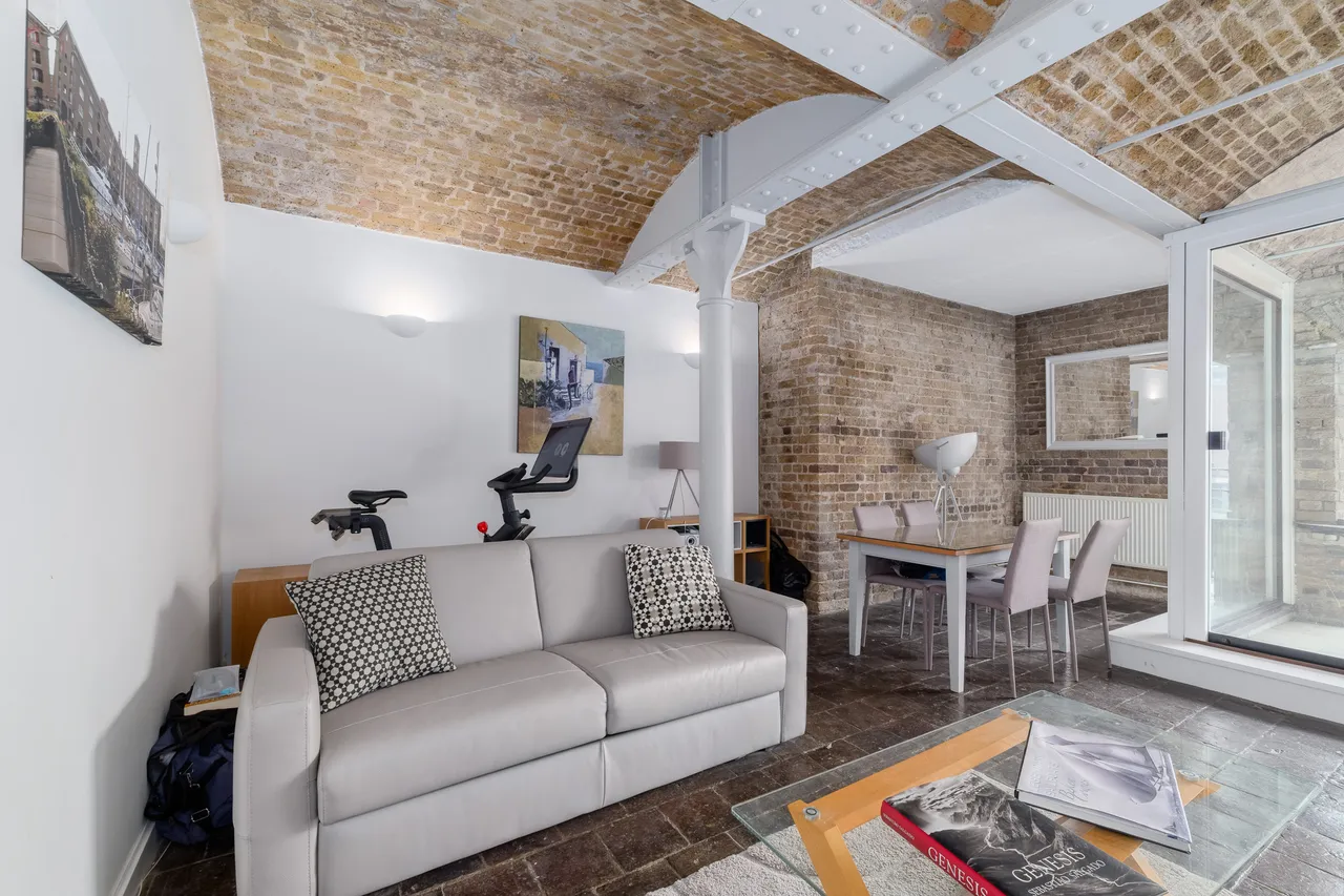 East Smithfield, London, E1W, photo 13