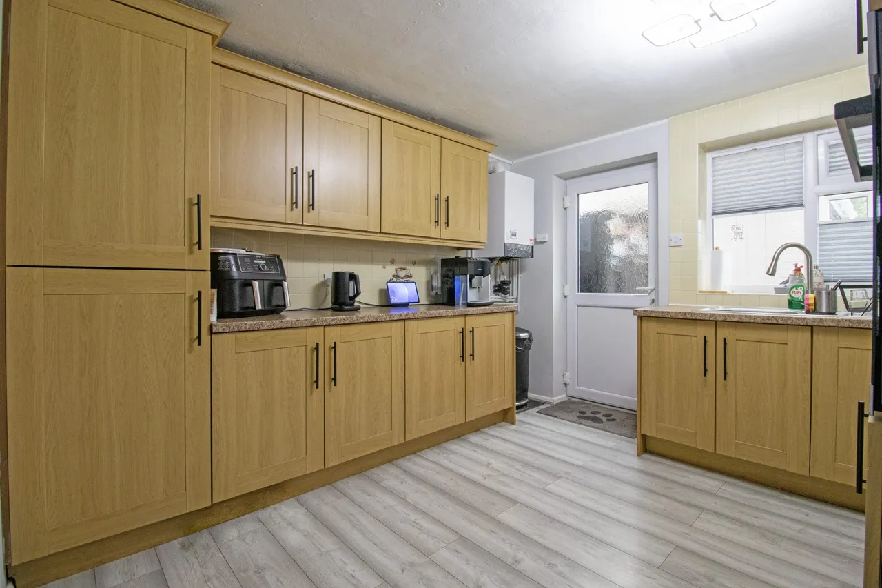 Ripon Close, Scunthorpe, DN17, photo 9