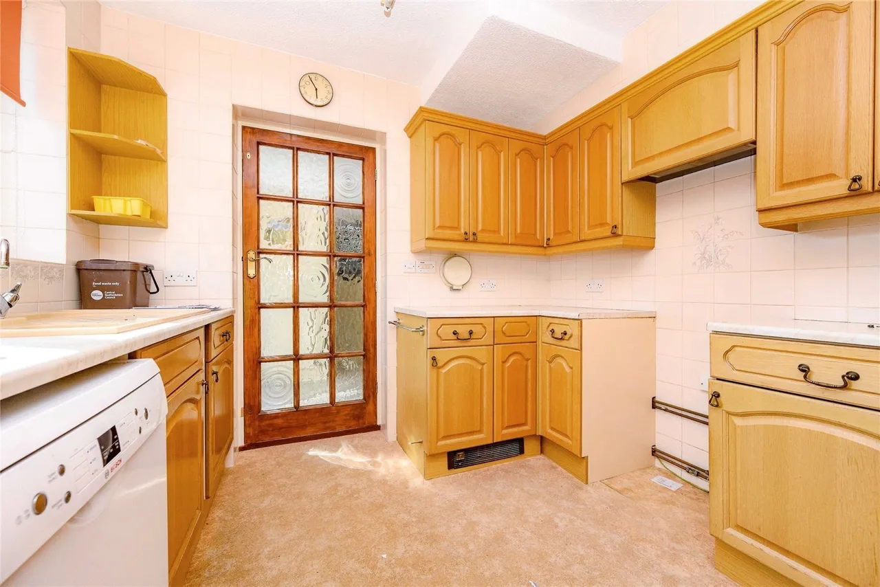 Yew Street, Houghton Regis, LU5, photo 5