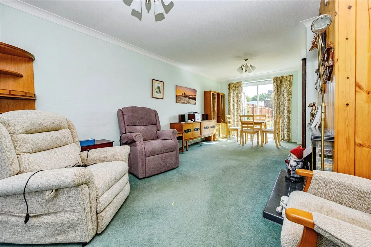 Yew Street, Houghton Regis, LU5, photo 3