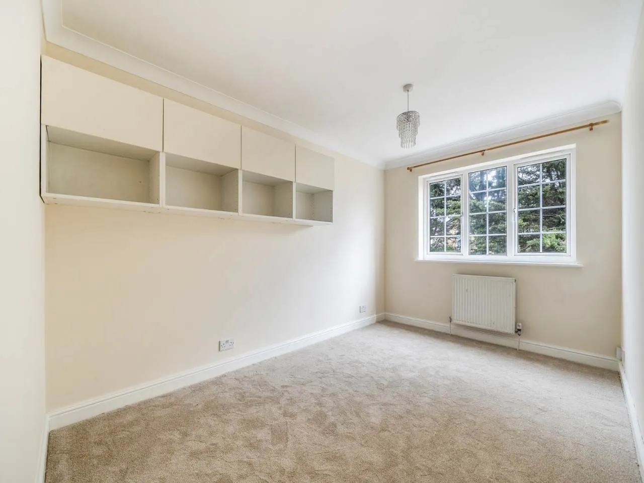 Clifford gardens, Hayes, UB3, photo 9