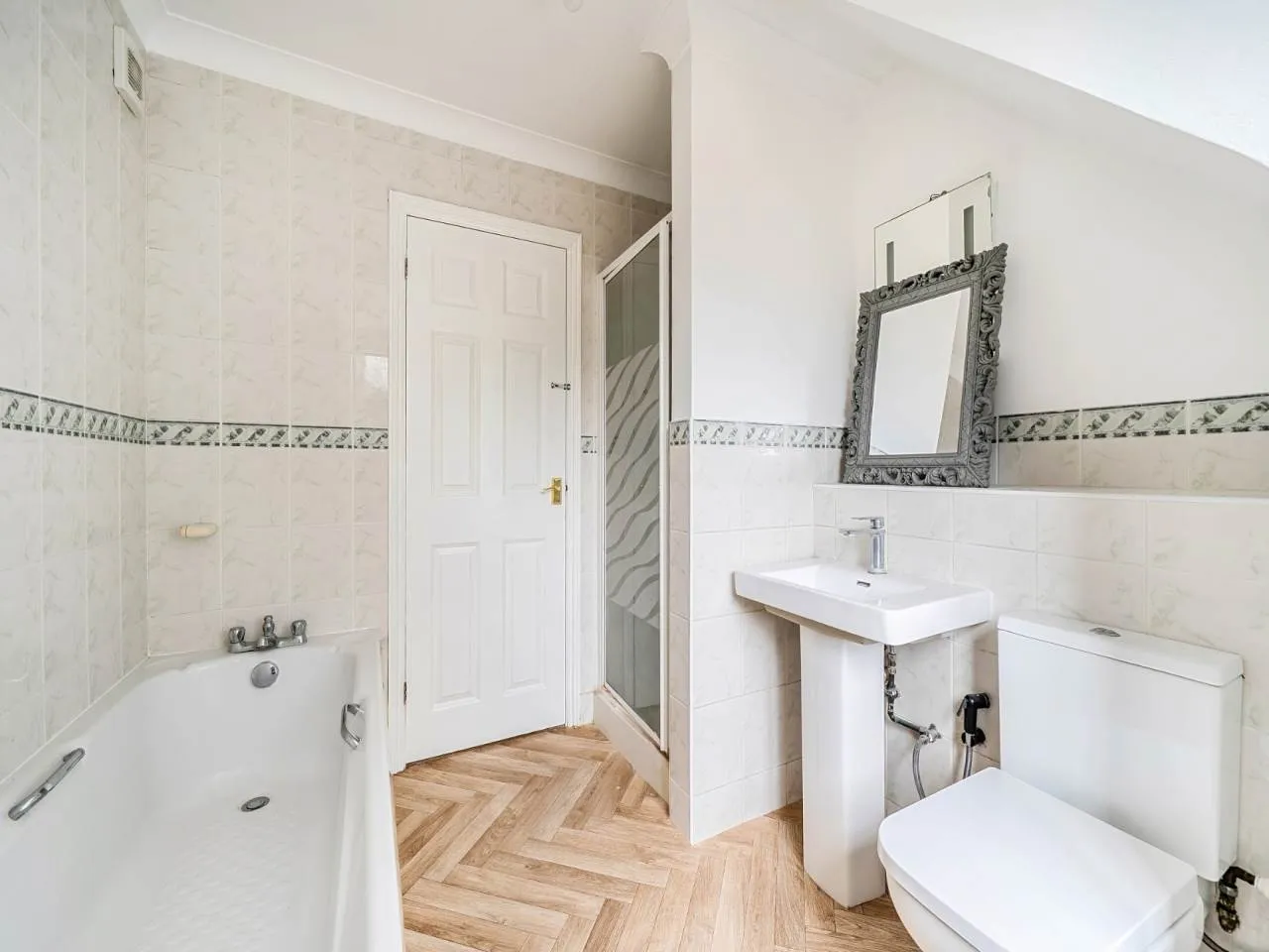 Clifford gardens, Hayes, UB3, photo 12