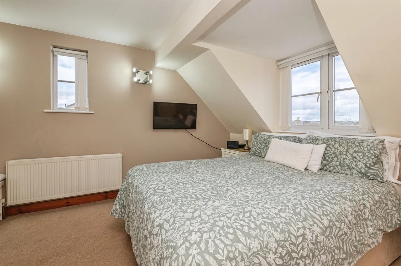 Wherwell Road, Brighouse, photo 8