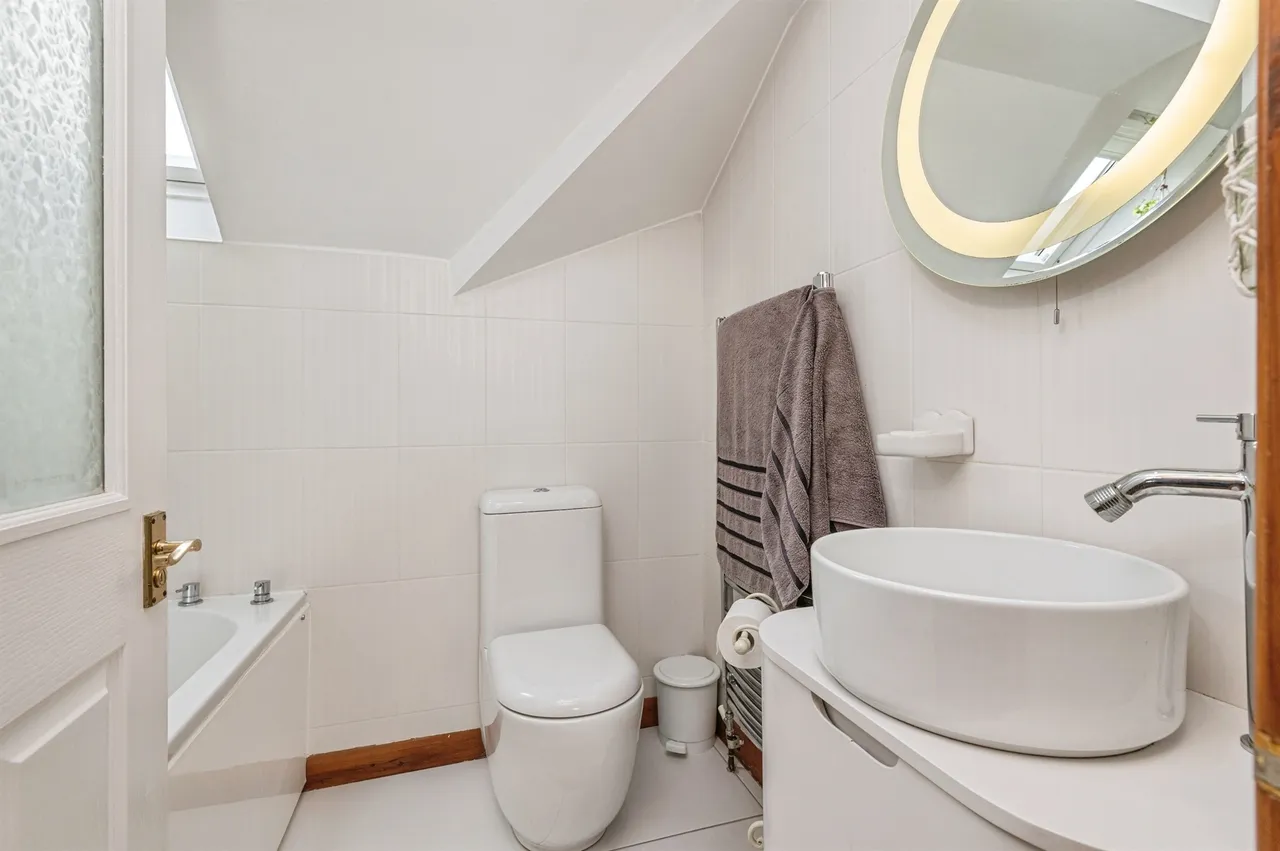 Wherwell Road, Brighouse, photo 12