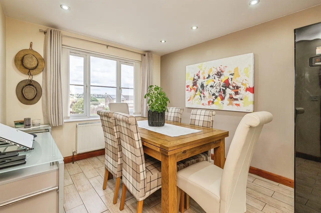 Wherwell Road, Brighouse, photo 4