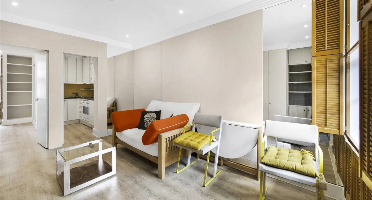 1 bed property to rent — Martlett Court Covent Garden ,WC2B
