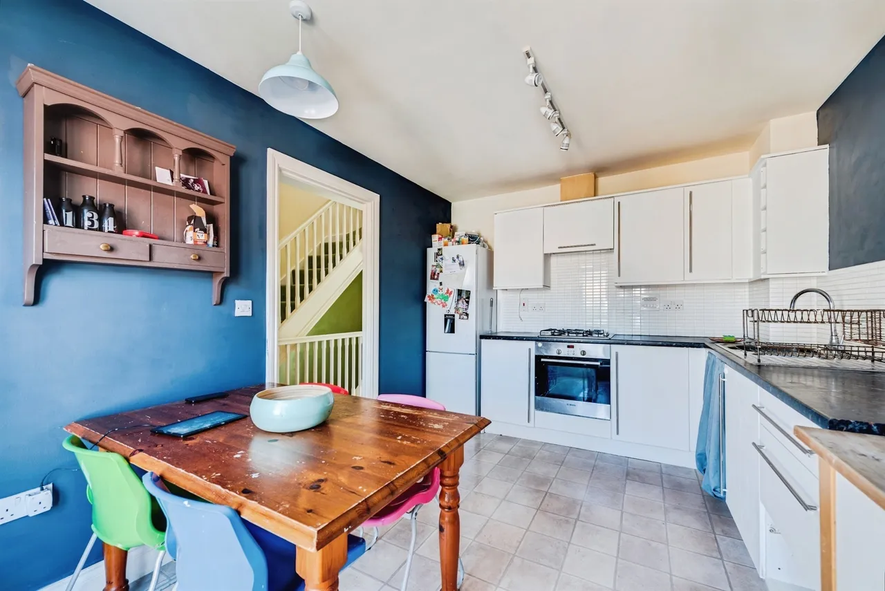 Pasteur Drive, Swindon, SN1, photo 9