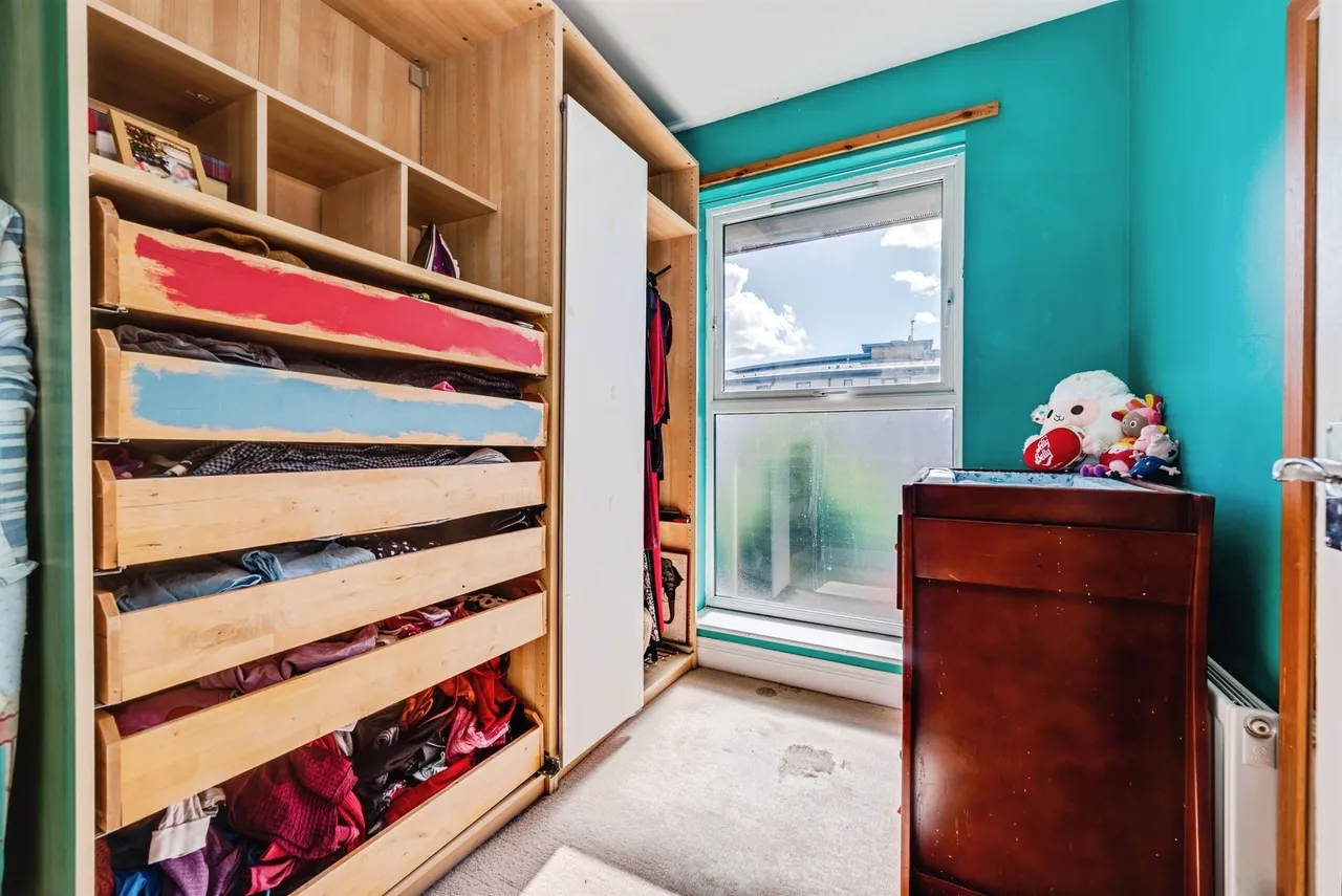 Pasteur Drive, Swindon, SN1, photo 15