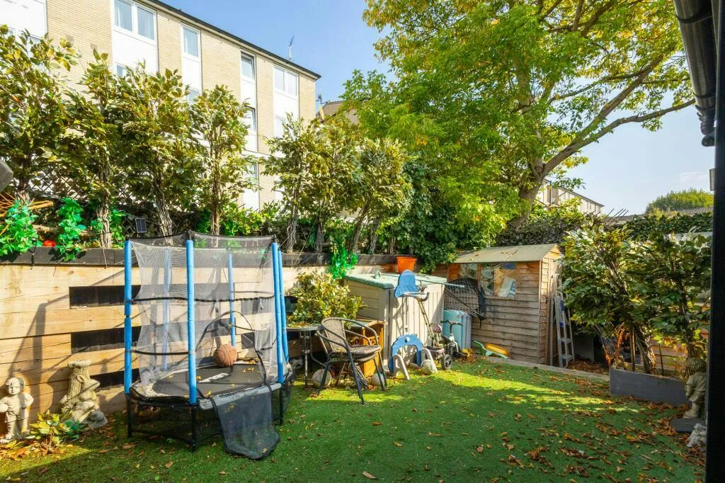 Kingfield Street, London, E14, photo 11