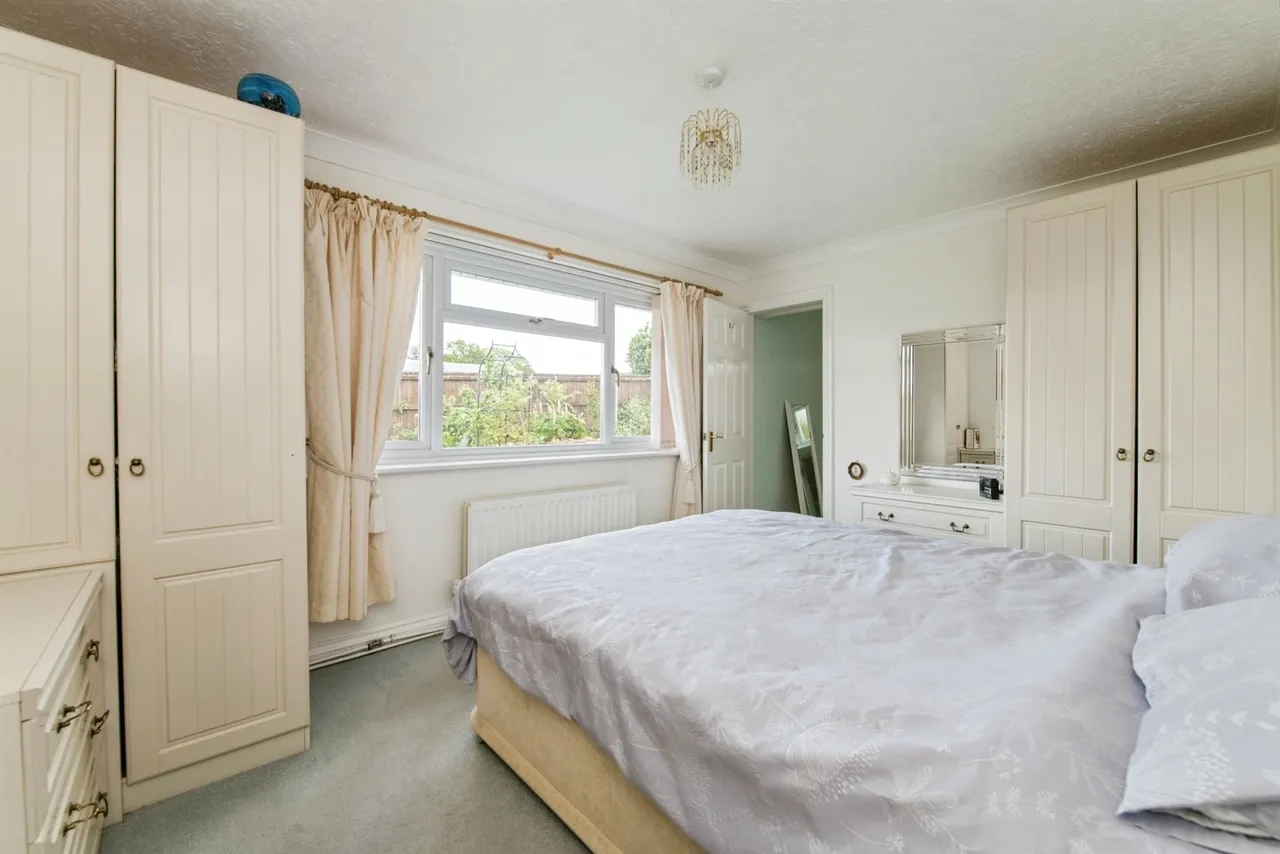 Brunenburg Way, Axminster, EX13, photo 9