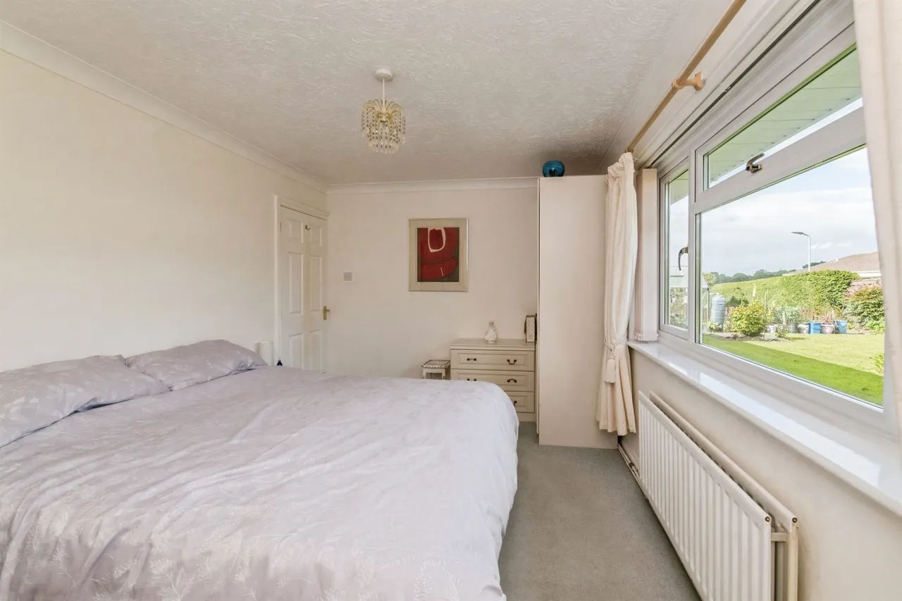 Brunenburg Way, Axminster, EX13, photo 8