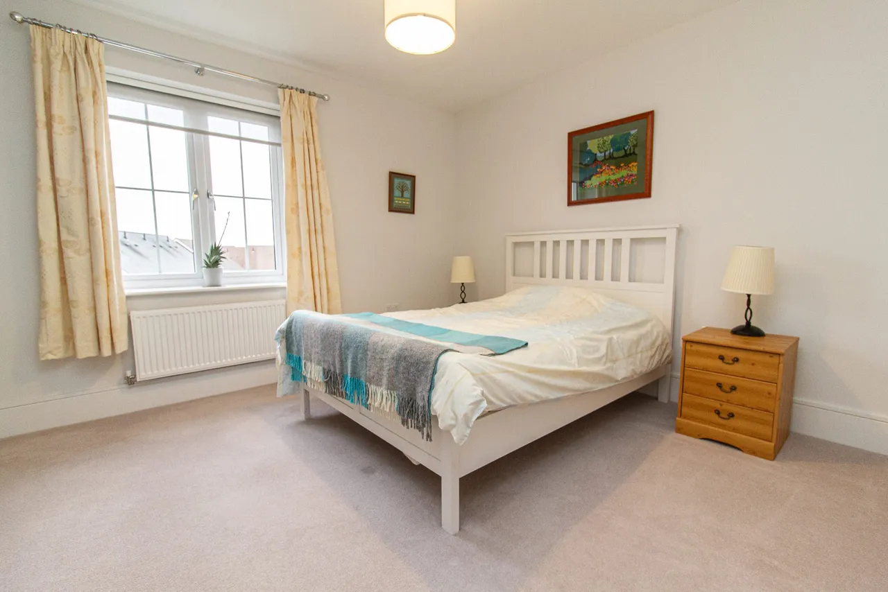 Almond House Mulberry Walk, Fleet, GU51 5EG, photo 8