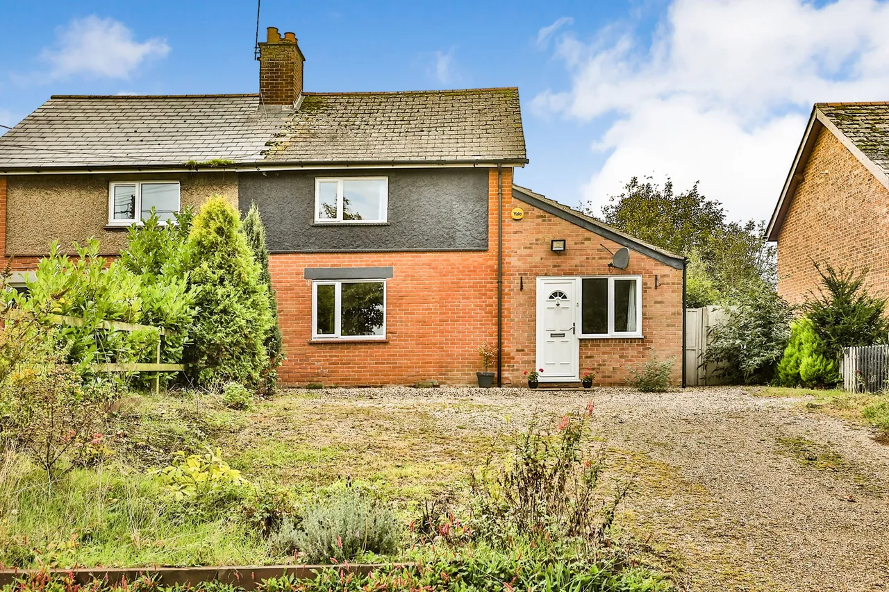 School Road, Holme Hale, Norfolk, photo 3
