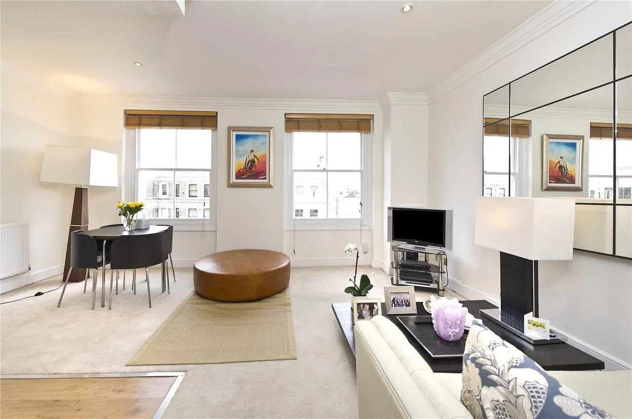 2 bed flat for sale — Redcliffe Gardens, Earl's Court, SW10