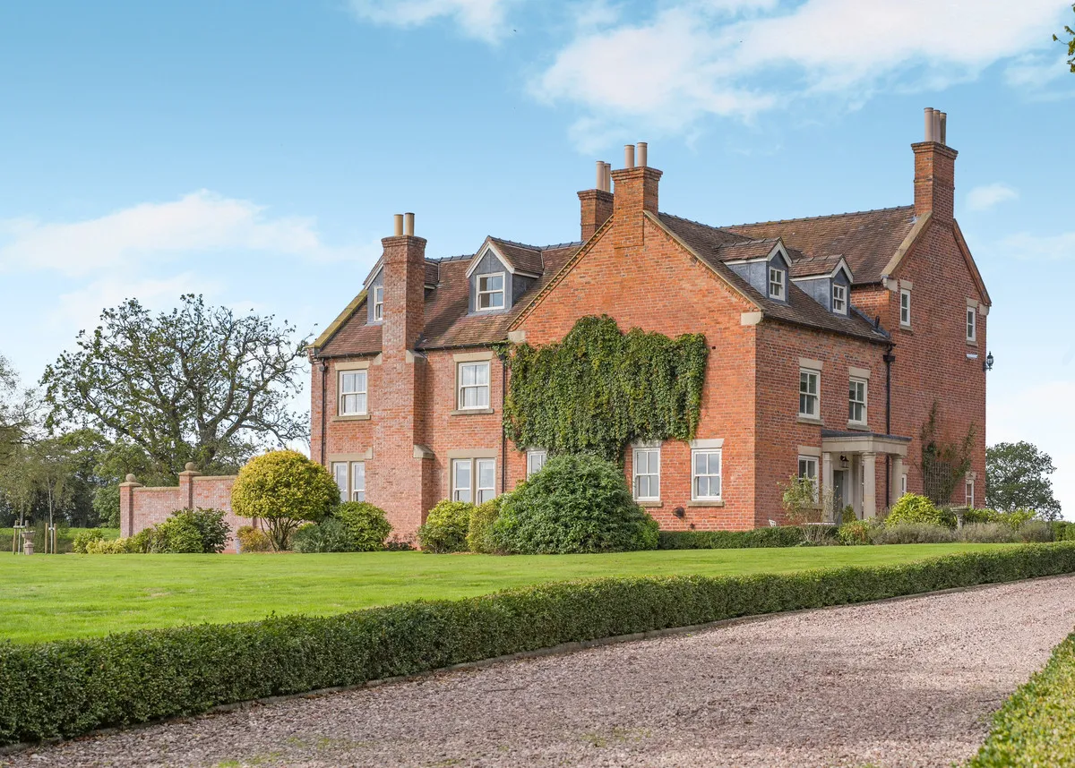 7 bed house for sale, Broadhill, Gnosall, ST20