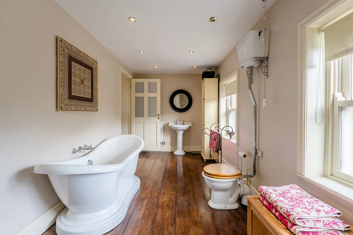 Broadhill, Gnosall, ST20, photo 24