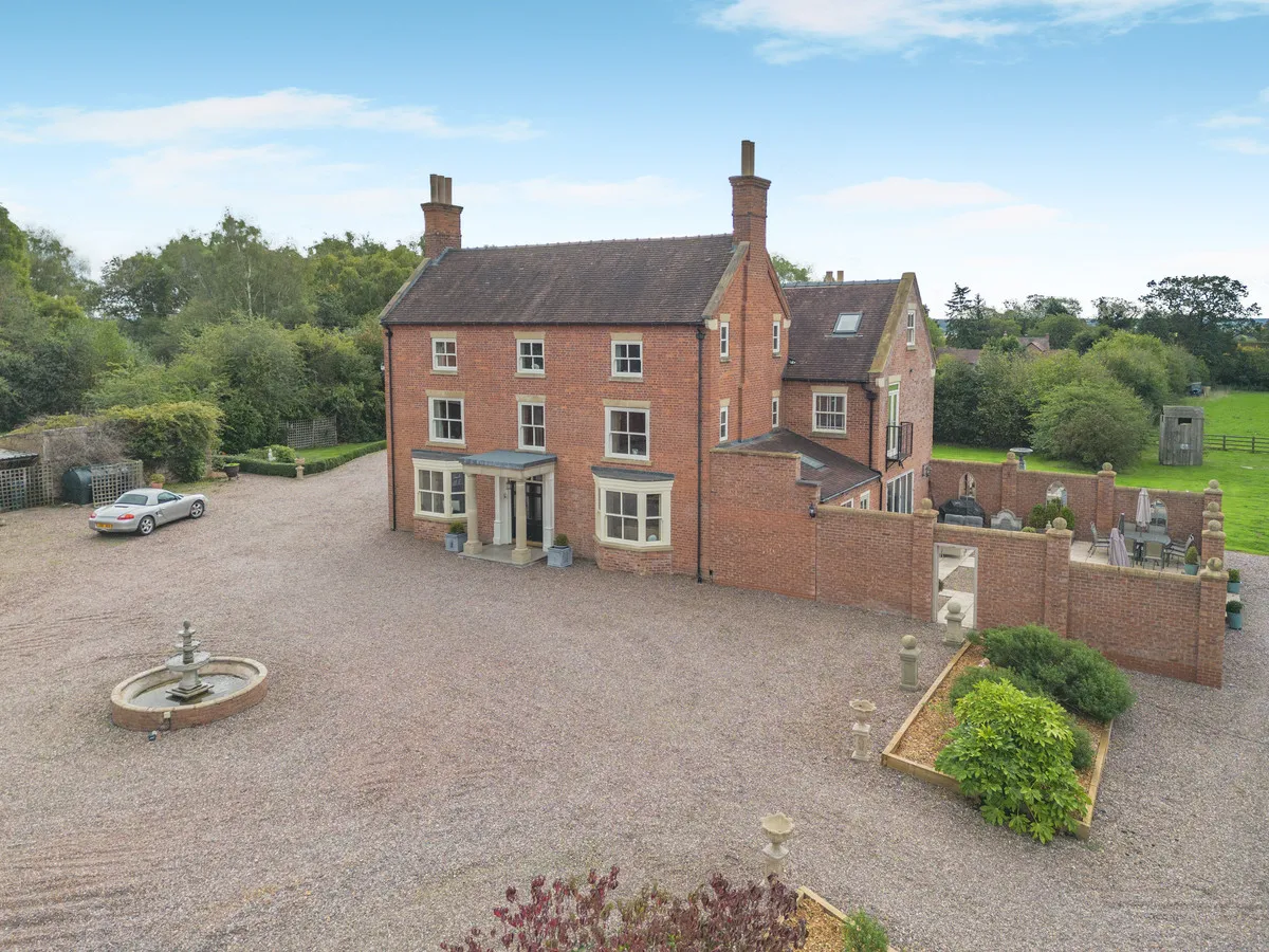 Broadhill, Gnosall, ST20, photo 40