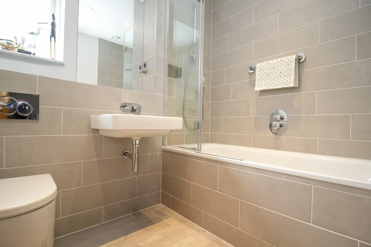 Willowbourne, Fleet, GU51 5BP, photo 11