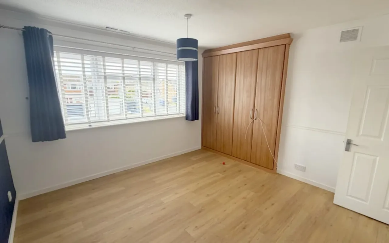 Dawlish Drive, Bedford MK40 3AU, photo 7