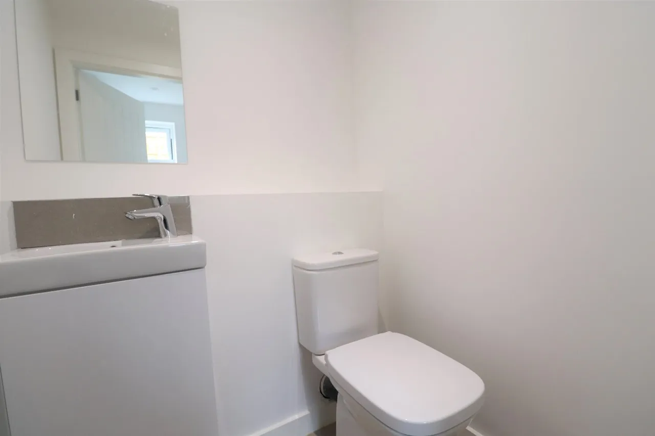 Fartown, Pudsey, LS28, photo 9