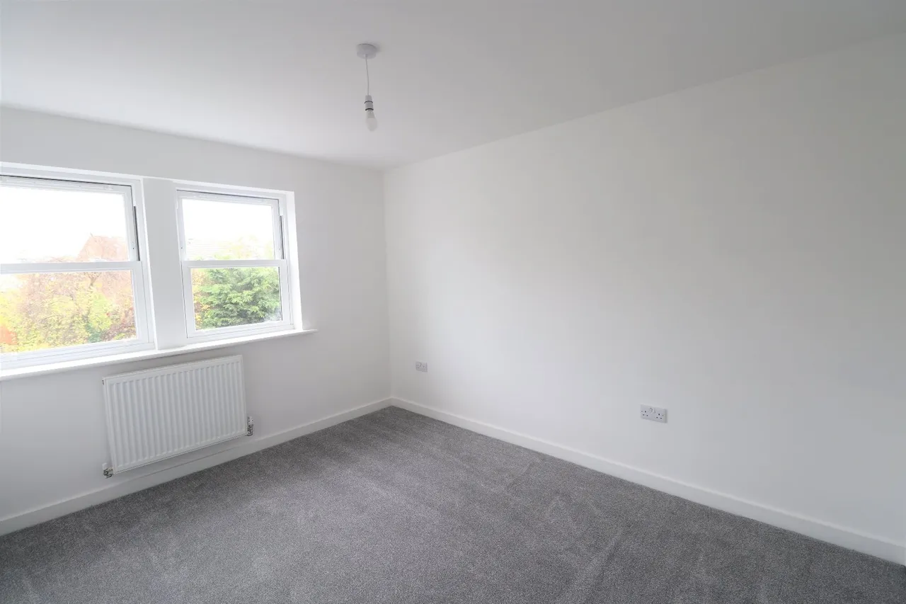 Fartown, Pudsey, LS28, photo 7