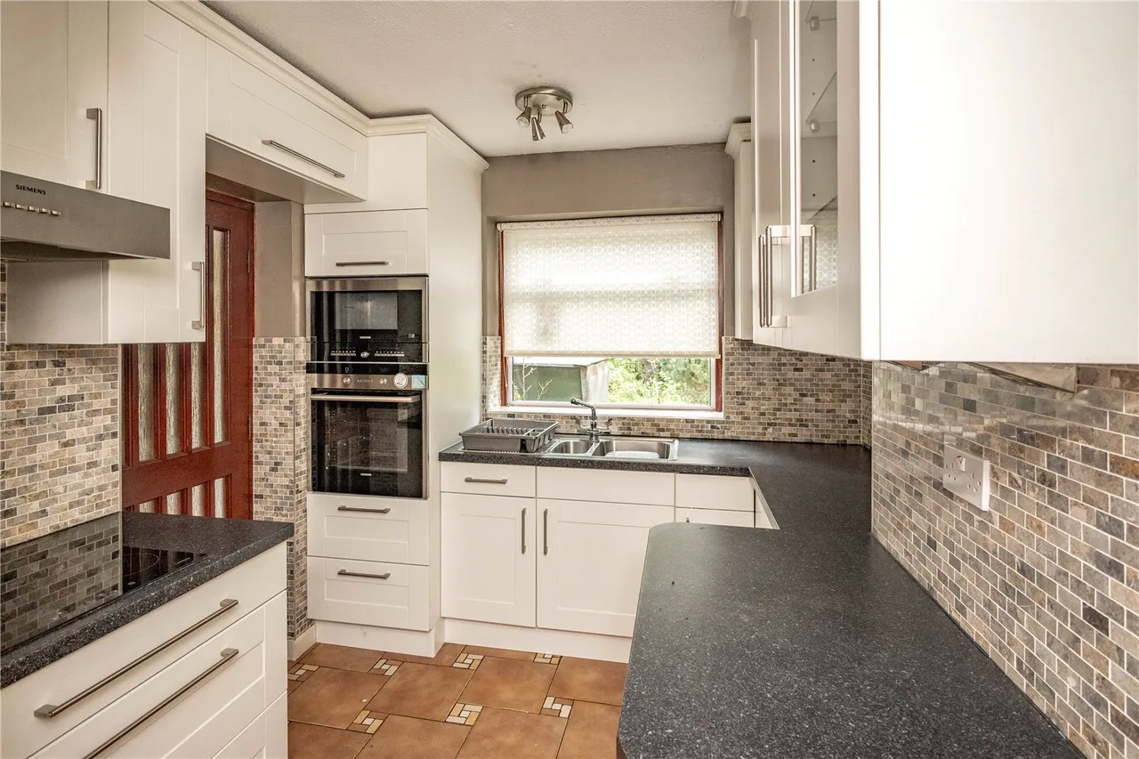 Stonehouse Road, Bromsgrove, Worcestershire, B60 2JY, photo 5