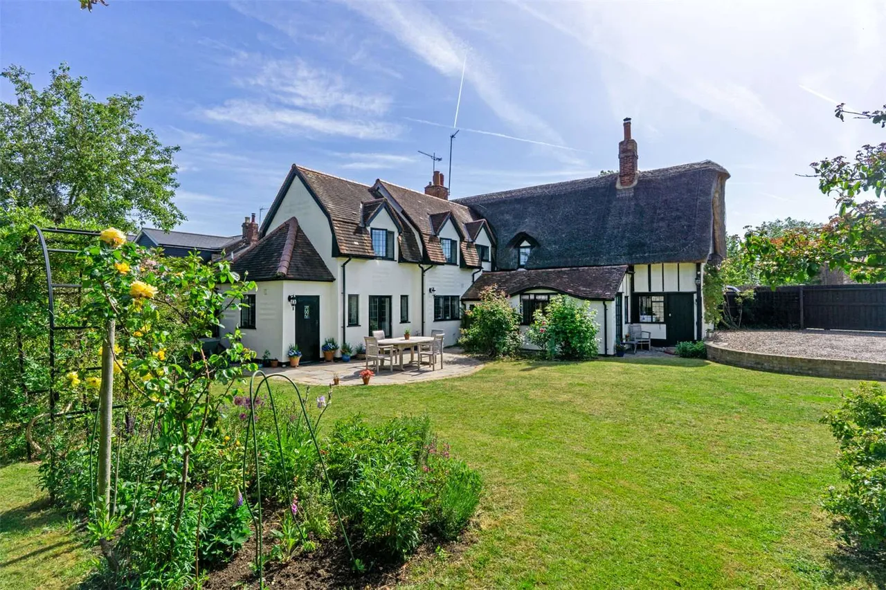 4 bed house for sale — Widford, Ware, Hertfordshire, SG12 8RA