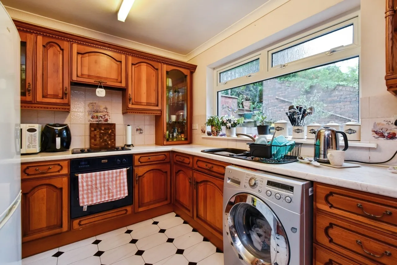 Ynys Y Mond Road, Glais, SA7, photo 8