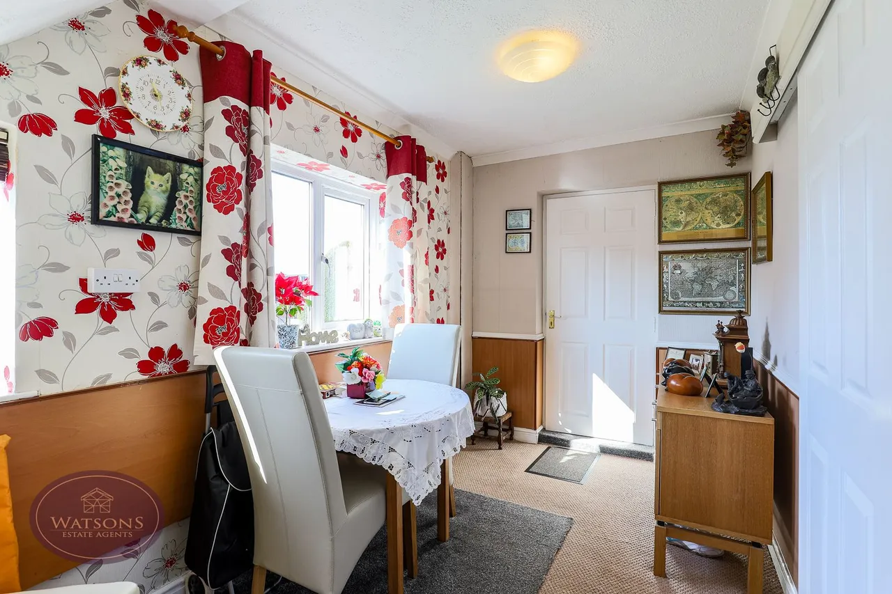 Nuthall, Nottingham, photo 8