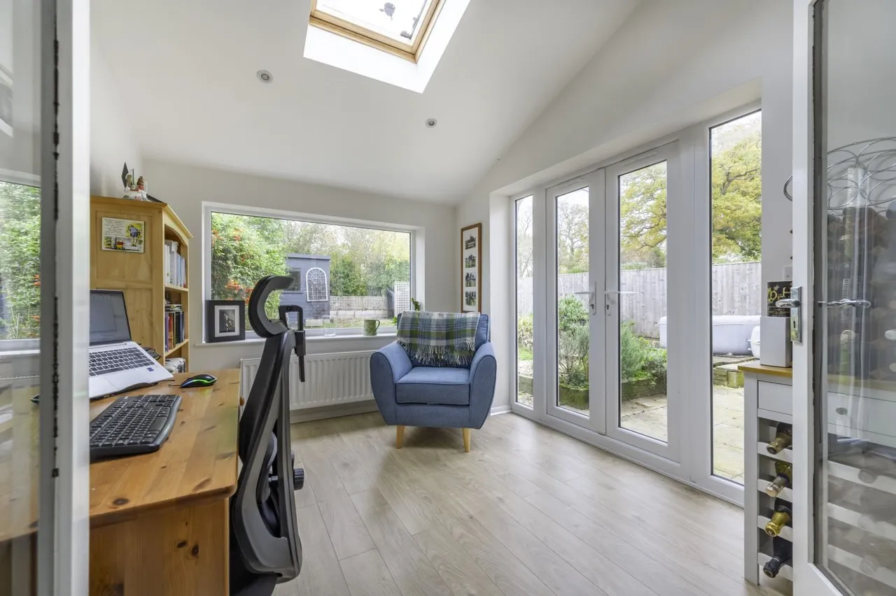 Oakleaze, Minety, SN16, photo 6