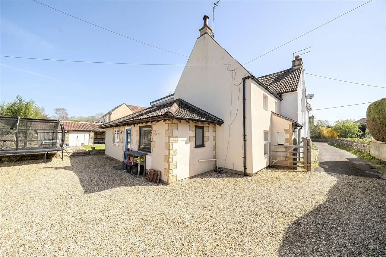 Westwells, Neston, SN13, photo 19