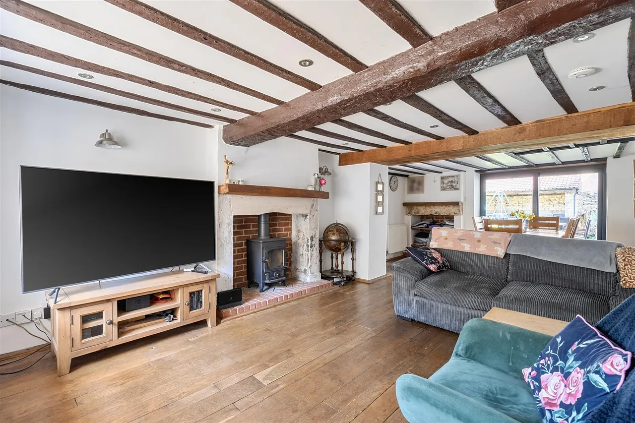 Westwells, Neston, SN13, photo 3