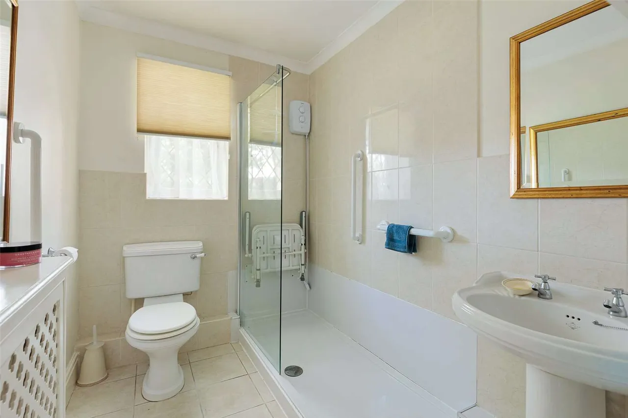 Hoofield Lane, Huxley, Chester, Cheshire, CH3 9BR, photo 11