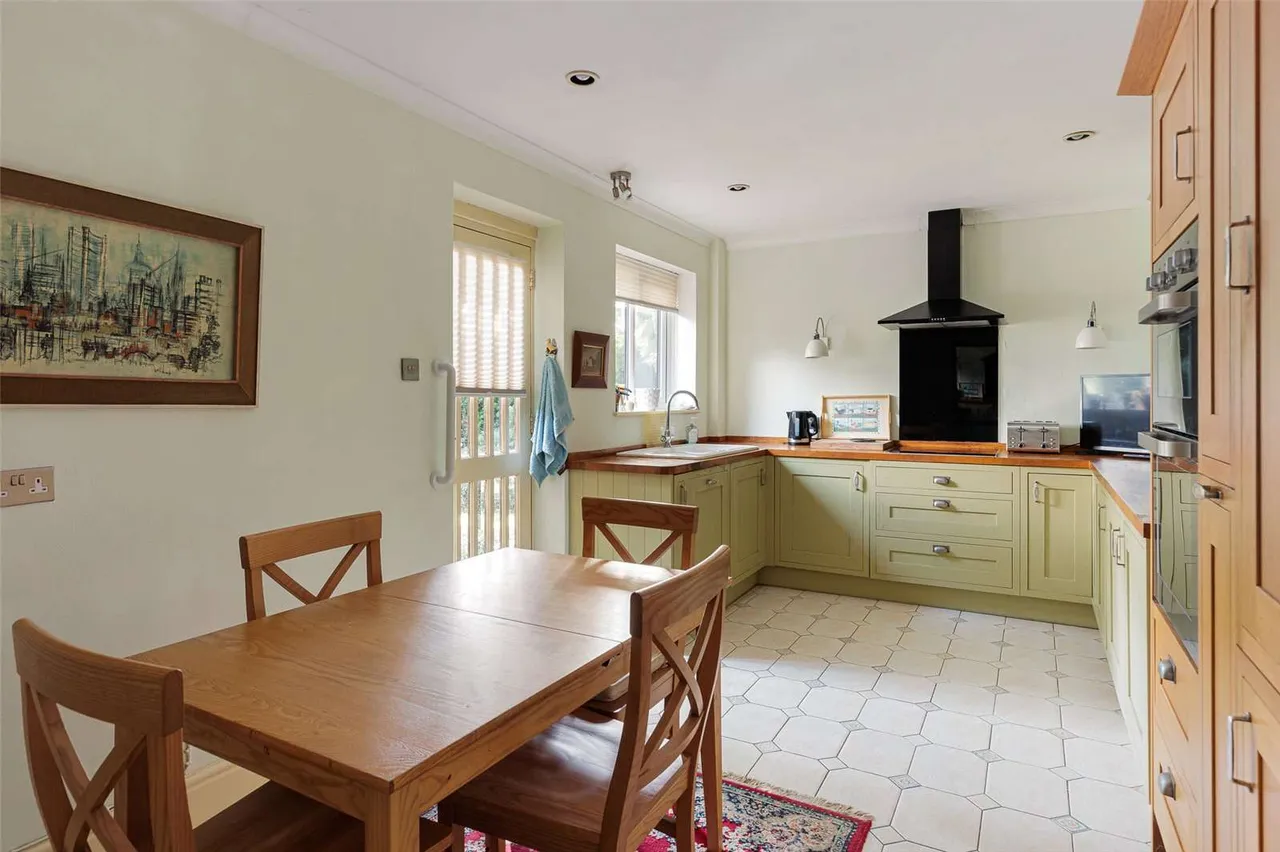 Hoofield Lane, Huxley, Chester, Cheshire, CH3 9BR, photo 9