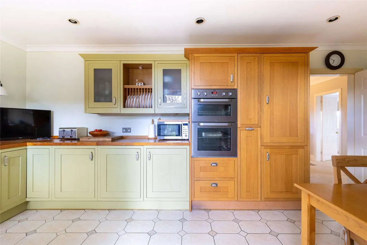 Hoofield Lane, Huxley, Chester, Cheshire, CH3 9BR, photo 8