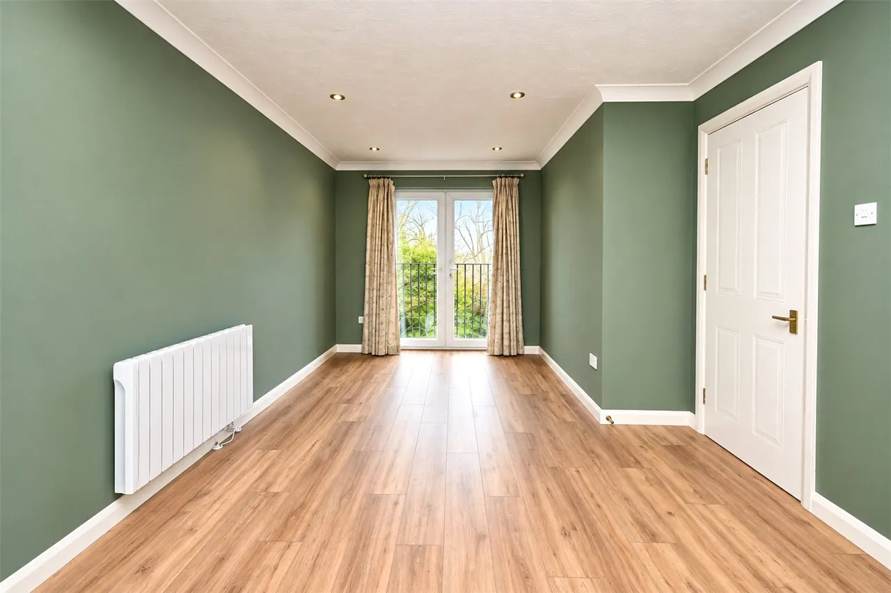 Regent Court, Norn Hill, Basingstoke, RG21, photo 7