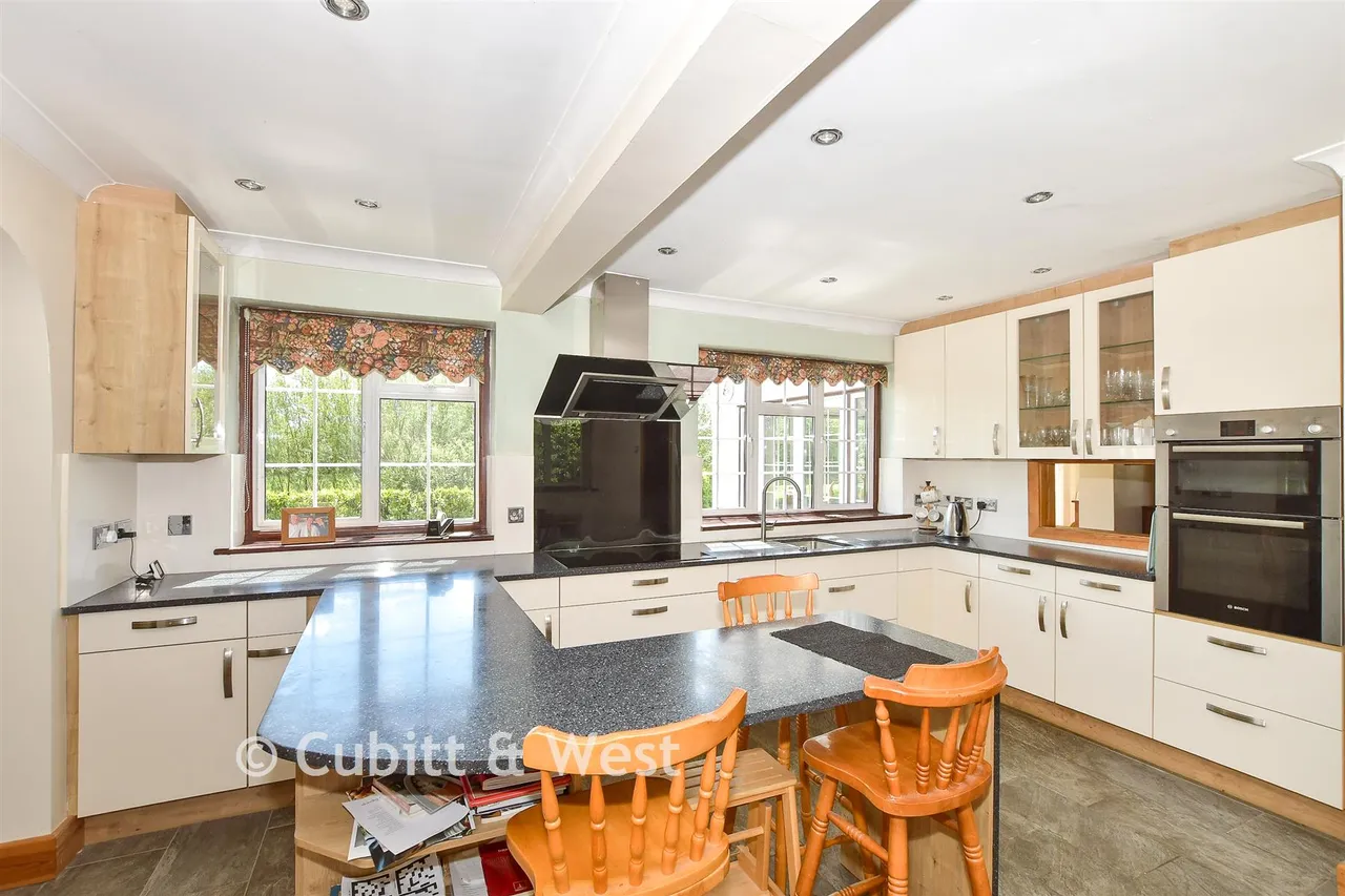 Meath Green Lane, Horley, RH6, photo 4