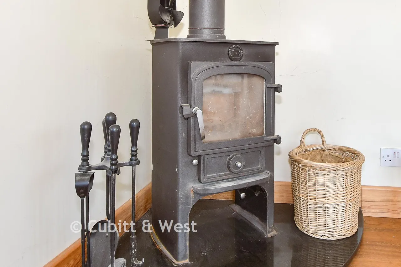 Meath Green Lane, Horley, RH6, photo 6