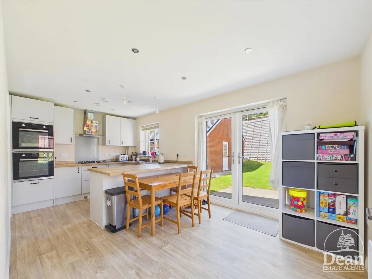 Brookfields, Lydney, photo 3