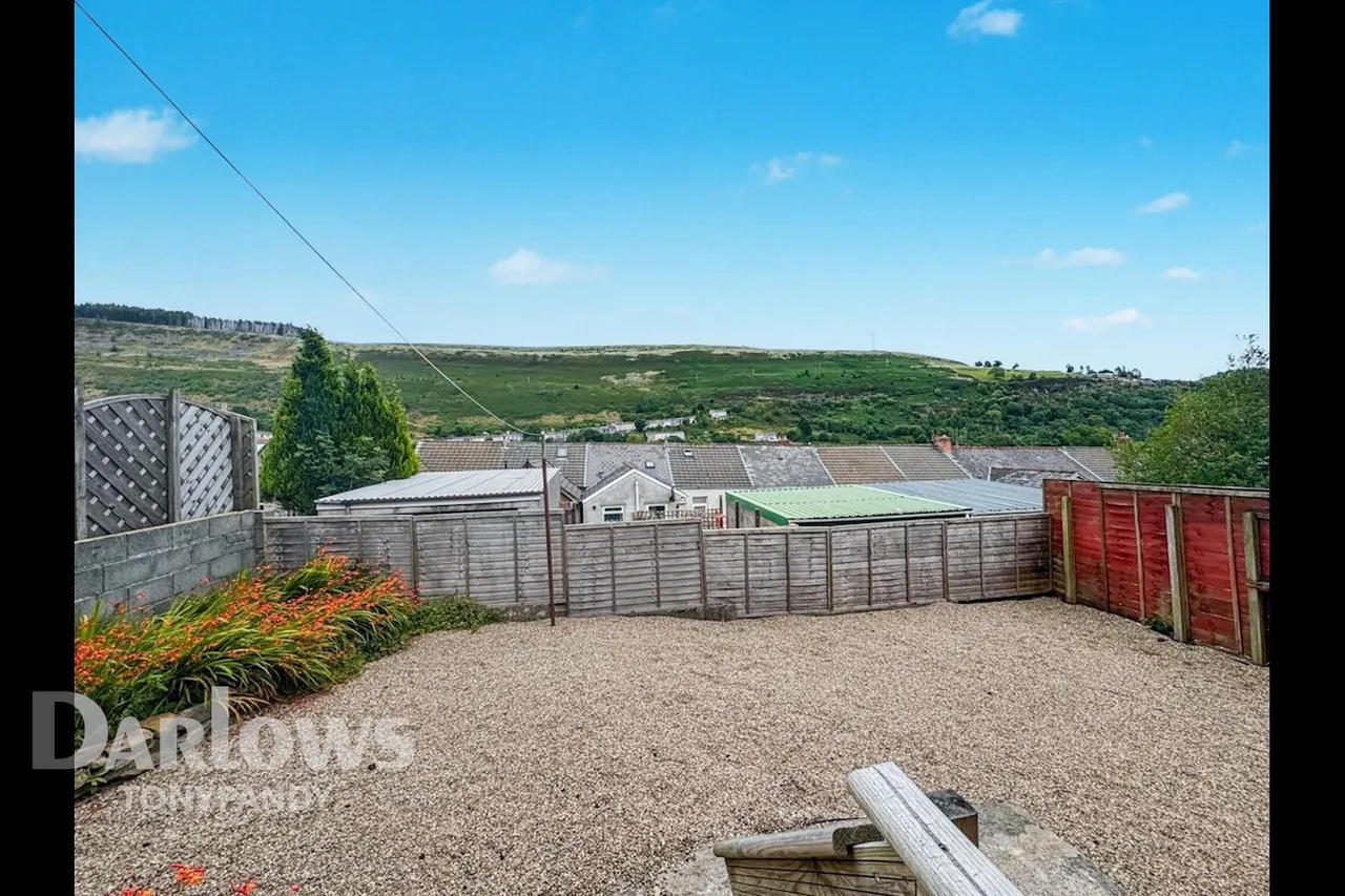 Rhondda Fechan Farm Ferndale, CF43, photo 21