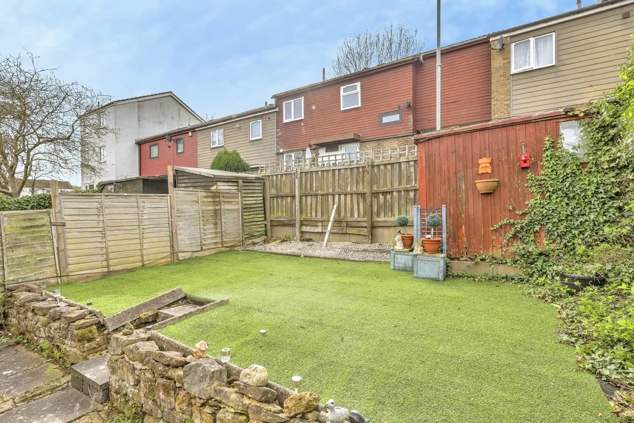 Far Meadow Court, Northampton, Northamptonshire, NN3, photo 3