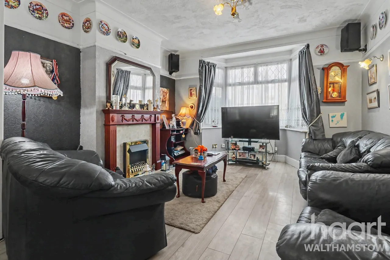 Forest View Road, London, E17, photo 2