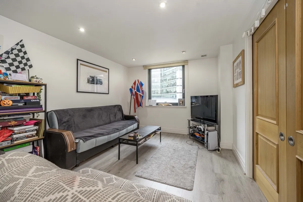 2 bed flat to rent — Sheldon Square Paddington W2