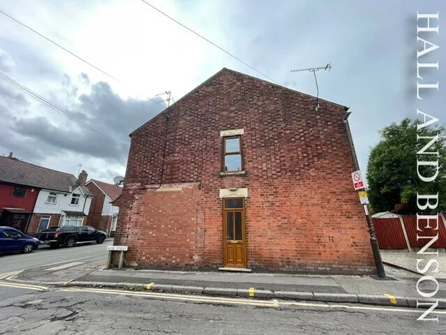 1 bed flat to rent, Quarry Road, Somercotes, DE55